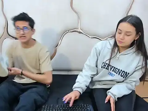 Snapshot of Noa_Arez chatting on 14, 10, 2025 Noa Arez online show from 14, 10, 2025