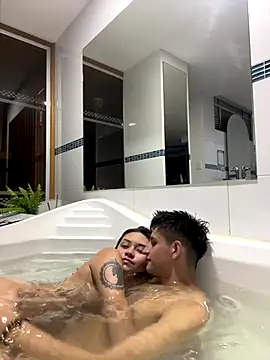 Noa Arez online show from 18, 12, 2025