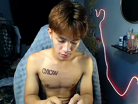naughtyboyloy 0 online show from 14, 7, 2026