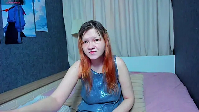 Nora lovvvv online show from 19, 9, 2025