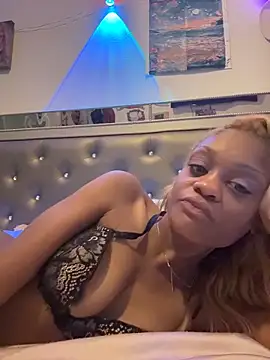 Angelbunnyy online show from 2, 2, 2026