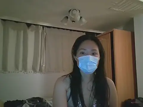 candy00009 online show from 15, 4, 2026