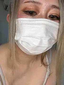 YUIKOxx online show from 13, 9, 2025