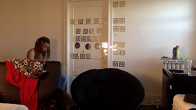 Diodre Benyoon online show from 15, 4, 2026