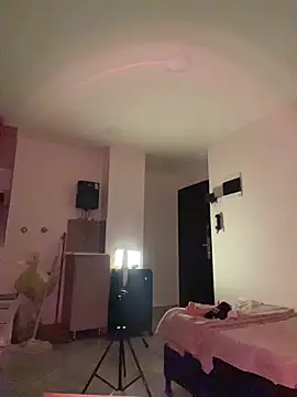 Enyagleam  online show from 23, 12, 2025