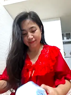 Snapshot of Minn-cute chatting on 9, 11, 2025 Minn-cute online show from 9, 11, 2025