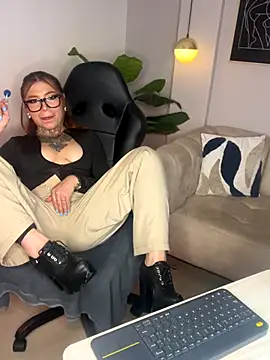 dreamleah  online show from 22, 9, 2025