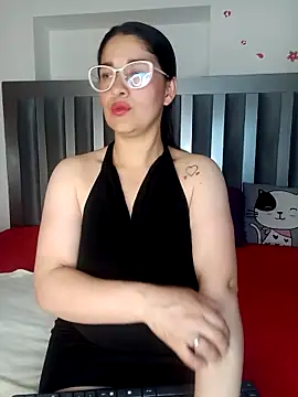 Alana steel 1 online show from 11, 9, 2025