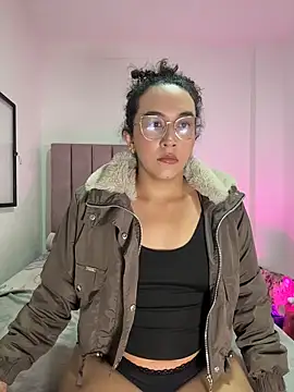 alehia cute online show from 6, 8, 2026