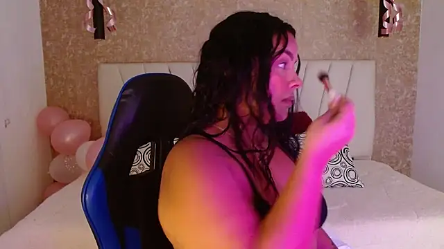 Amaranta carey online show from 7, 10, 2025