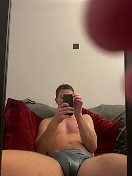 Snapshot of AndyArno2533 chatting on 11, 9, 2025 AndyArno2533 online show from 11, 9, 2025