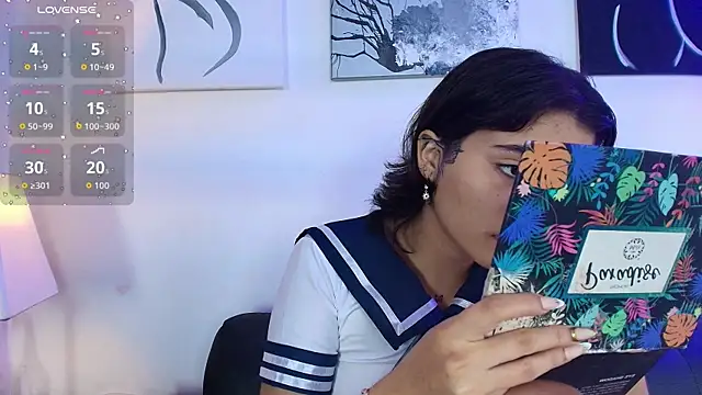 Snapshot of Zoe_wang chatting on 24, 9, 2025 Zoe wang online show from 24, 9, 2025