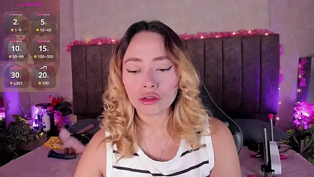 LanaMills  online show from 28, 5, 2026