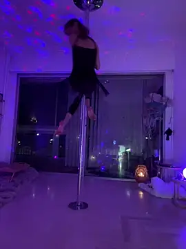 Chris06d22xh online show from 9, 4, 2026