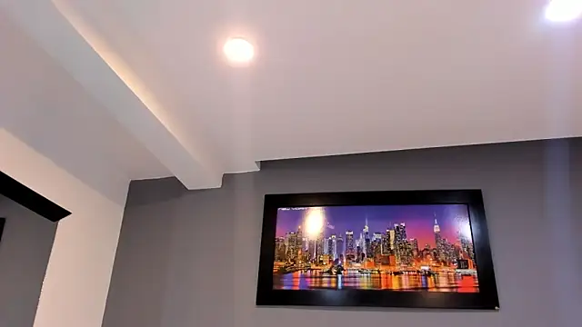 Snapshot of CharlotteCottin chatting on 5, 2, 2026 CharlotteCottin online show from 5, 2, 2026