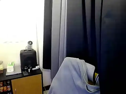 Thefriskyasian online show from 20, 9, 2025