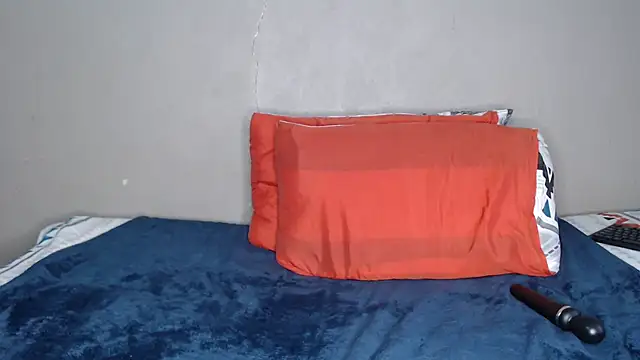 Snapshot of Lunalee chatting on 23, 3, 2026 Lunalee online show from 23, 3, 2026