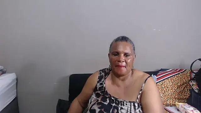 Snapshot of GrandBustyMelon chatting on 14, 6, 2026 GrandBustyMelon online show from 14, 6, 2026