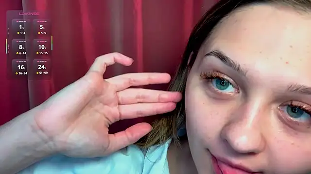 Snapshot of Smoke_mama chatting on 16, 10, 2025 Smoke mama online show from 16, 10, 2025