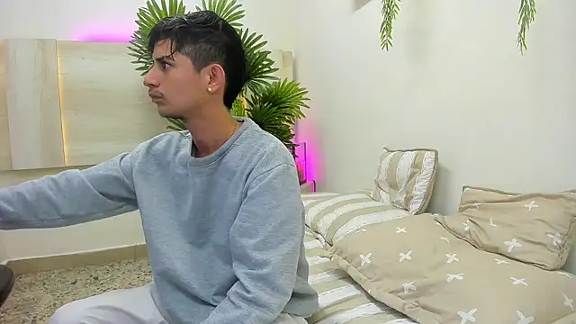 Wicked Twink online show from 24, 10, 2025
