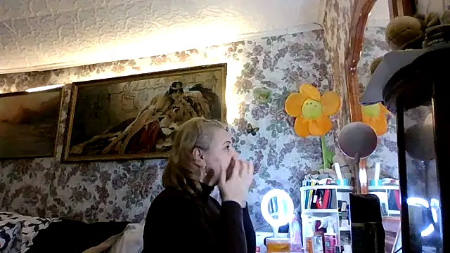 Snapshot of LustyyX chatting on 18, 12, 2025 LustyyX online show from 18, 12, 2025