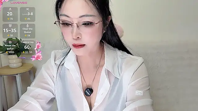 Hua Hua 0 online show from 20, 9, 2025