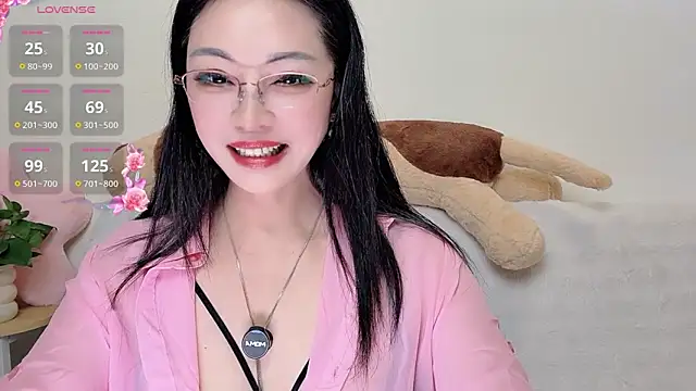 Hua Hua 0 online show from 26, 9, 2025