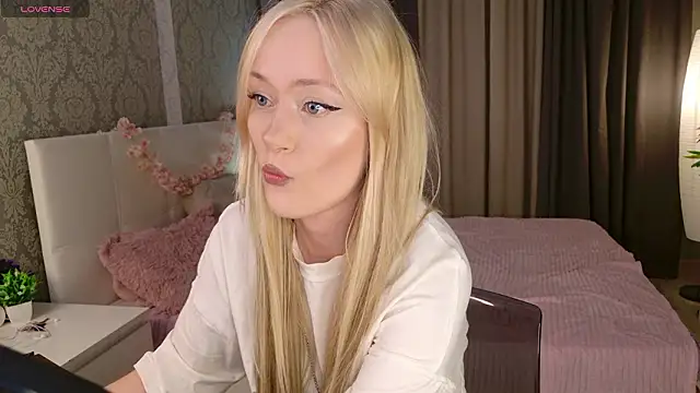 HeyMonkey  online show from 6, 3, 2026