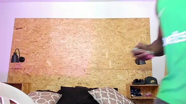 santiblack7 online show from 14, 10, 2025