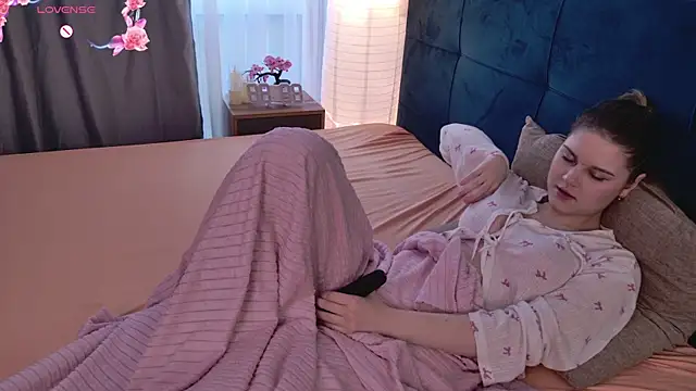 lisabaus online show from 10, 4, 2026