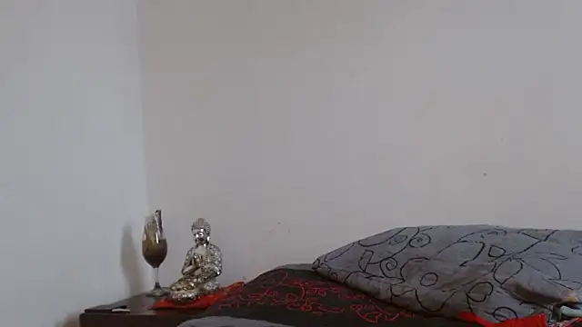 Snapshot of naiaratobon__ chatting on 20, 2, 2026 naiaratobon online show from 20, 2, 2026