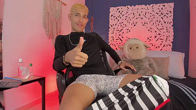 Adonis WB online show from 15, 1, 2026