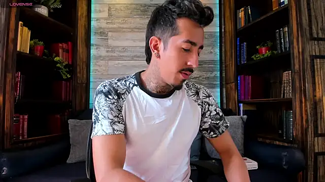 Donovan Desmond online show from 14, 4, 2026