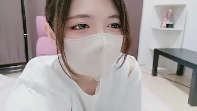 Azusa DoMybest online show from 29, 5, 2026
