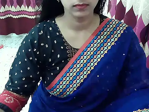 Snapshot of Hot-Hot chatting on 11, 6, 2026 Hot-Hot online show from 11, 6, 2026