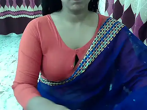 Snapshot of Hot-Hot chatting on 11, 6, 2026 Hot-Hot online show from 11, 6, 2026