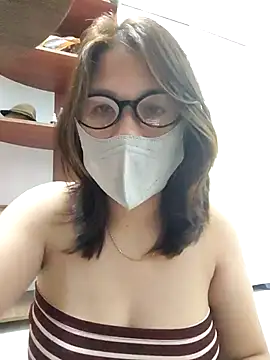 Ladymlem online show from 1, 2, 2026