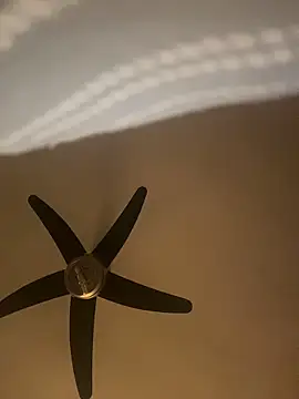 krystal fr online show from 3, 10, 2025