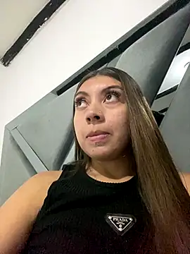 Sara-cooper2 online show from 5, 1, 2026