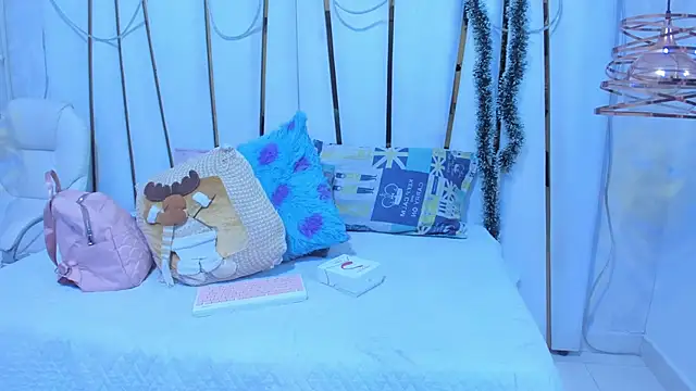 bonnie sm online show from 21, 12, 2025