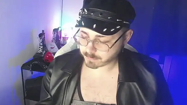 Snapshot of FabianKinky chatting on 10, 10, 2025 FabianKinky online show from 10, 10, 2025