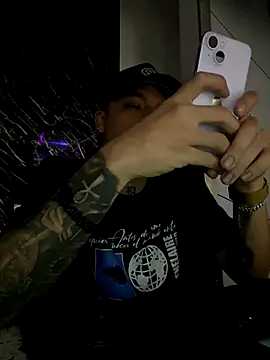 AlphaMasterXxx online show from 13, 9, 2025