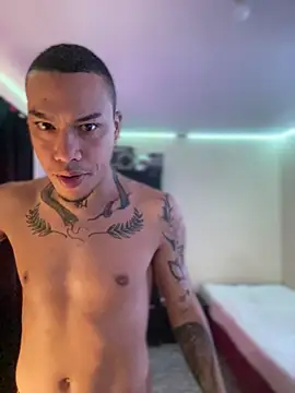 AlphaMasterXxx online show from 22, 10, 2025