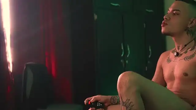 AlphaMasterXxx online show from 3, 2, 2026