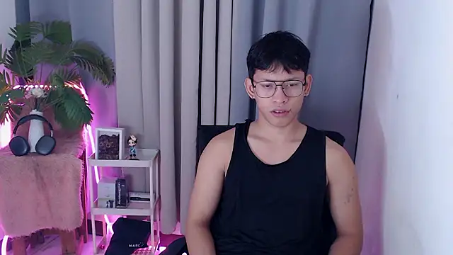 pinkcock froi2305 online show from 5, 2, 2026