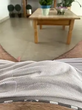 Snapshot of Novinho16cmz chatting on 24, 10, 2025 Novinho16cmz online show from 24, 10, 2025