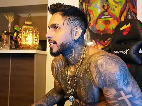 logan hugh8 online show from 7, 10, 2025