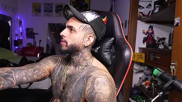 logan hugh8 online show from 20, 4, 2026