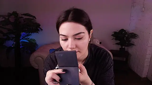 Dark Moni online show from 15, 3, 2026