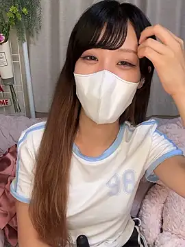 Snapshot of emiiiii1001 chatting on 14, 9, 2025 emiiiii1001 online show from 14, 9, 2025